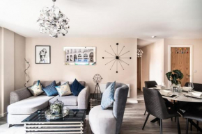Spacious & Bright 2 Bed Apartment in Manchester